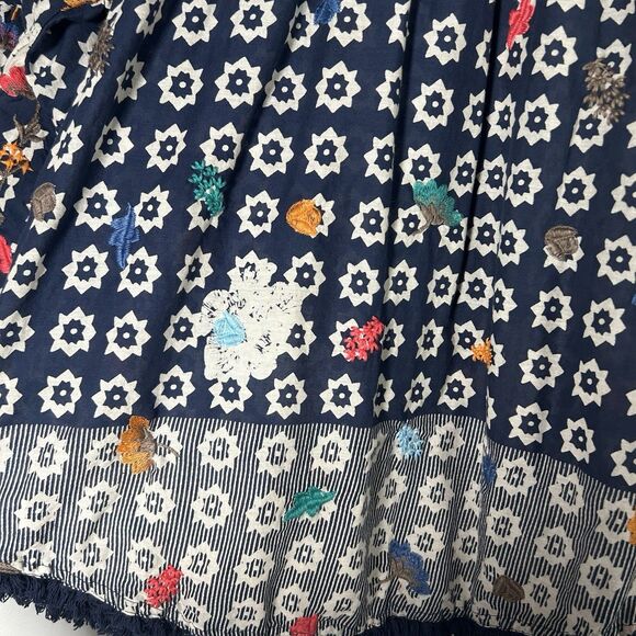 Soft Surroundings Top Blouse XS Embroidered Floral Fringe Hem Bell Sleeve Boho - Picture 15 of 16